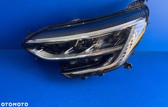Renault Megane IV Headlight/headlamp 260602024R