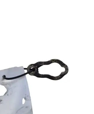 Volvo V70 Fuel Injector clamp holder 