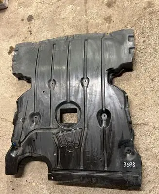 BMW 1 E81 E87 Engine splash shield/under tray 