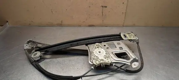 Mercedes-Benz S W220 Front door electric window regulator A2207200446
