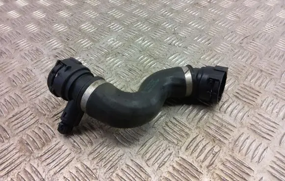 BMW 5 E60 E61 Engine coolant pipe/hose 7521778