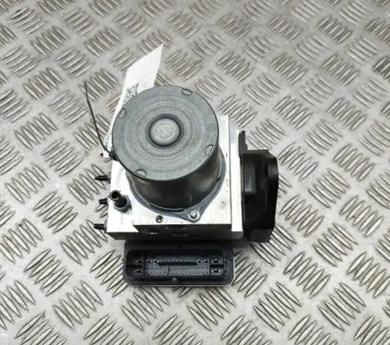 Audi Q7 4M ABS Pump 4M6907379AE 4M6907379B