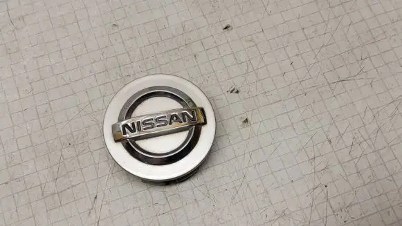 Nissan Primera Original wheel cap 40342AV610