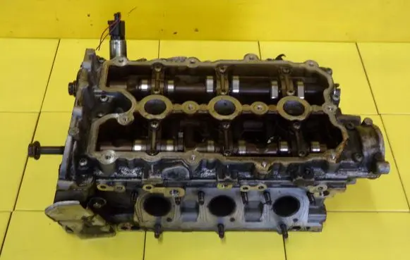 Audi A6 S6 C6 4F Engine head 06E103374A BDW