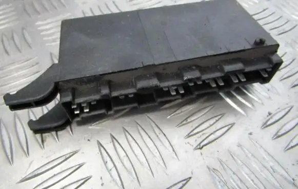 Mercedes-Benz C W202 Other control units/modules 2025420232 5kg007099-02