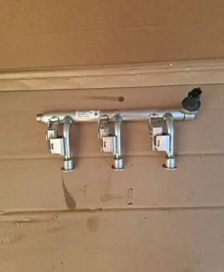 Ford Focus Fuel main line pipe DM5G9H487AB