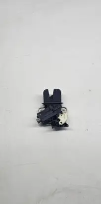 Volkswagen PASSAT B6 Tailgate/trunk/boot lock/catch/latch 4F5827505D