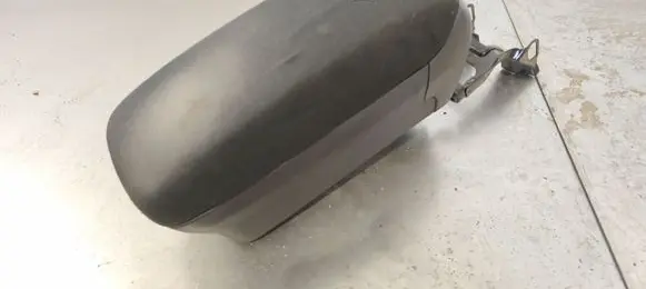 Toyota Avensis T250 Armrest