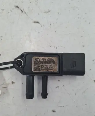 Audi A6 S6 C6 4F Exhaust gas pressure sensor 076906051A