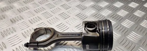 Peugeot 206 Piston with connecting rod