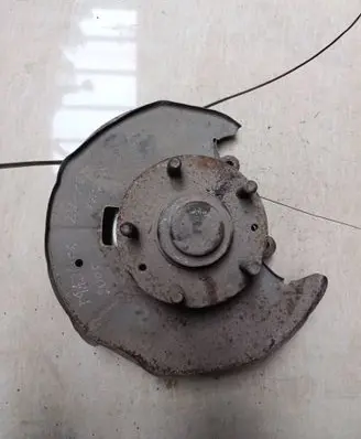 Mazda 6 Rear wheel hub