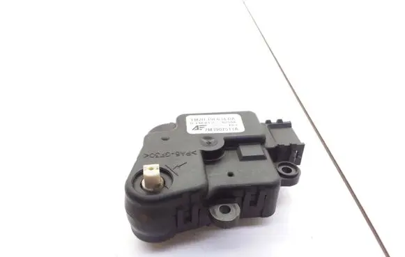 Ford Galaxy Intake manifold valve actuator/motor 7M3907511A YM2H19E634BA