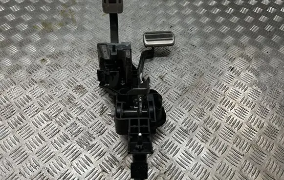 Peugeot 508 II Pedal assembly 