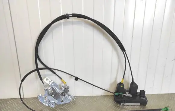 Opel Vivaro Sliding door lock 8200008465 91166226