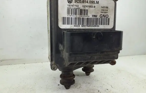 Volkswagen PASSAT B6 ABS Pump 3C0614095M 15747502B 15747702