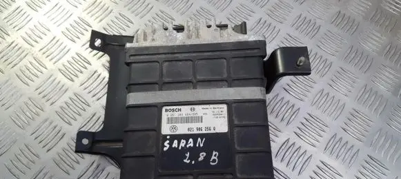 Volkswagen Sharan Engine control unit/module 021906256Q 0261203664