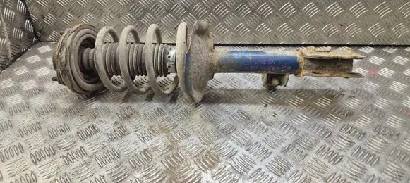 Nissan X-Trail T30 Rear shock absorber with coil spring 