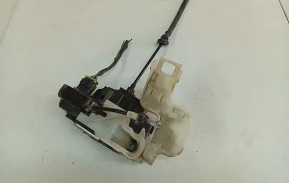 KIA Ceed Front door lock