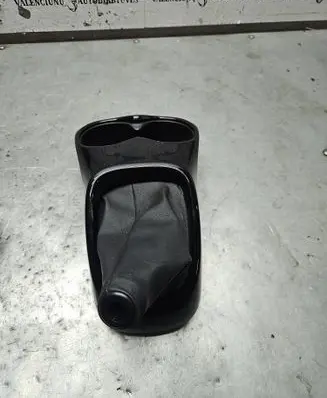 Toyota Aygo AB40 Gear shifter surround trim plastic 588040H020 4884111