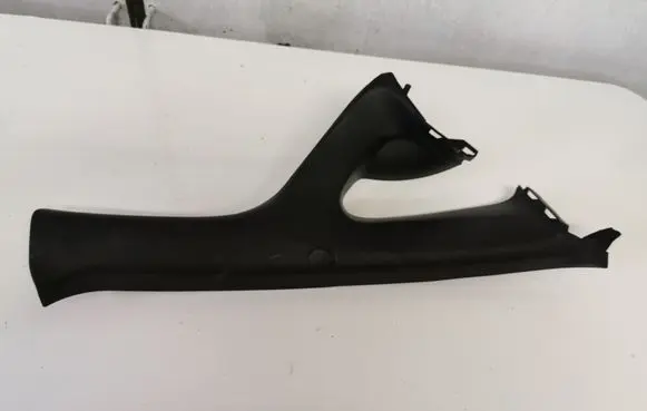 Nissan Leaf II (ZE1) (C) pillar trim 769113NL0A