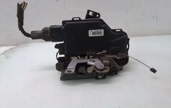 Audi A6 S6 C5 4B Front door lock 1J0973715