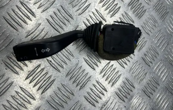 Opel Zafira A Indicator stalk 90560990