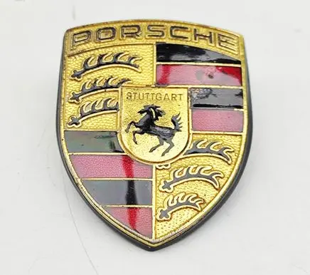 Manufacturer badge logo/emblem
