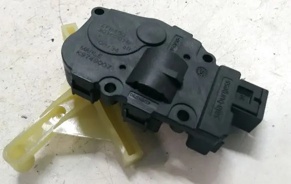 Land Rover Evoque I Air flap motor/actuator EFB490 K9749007