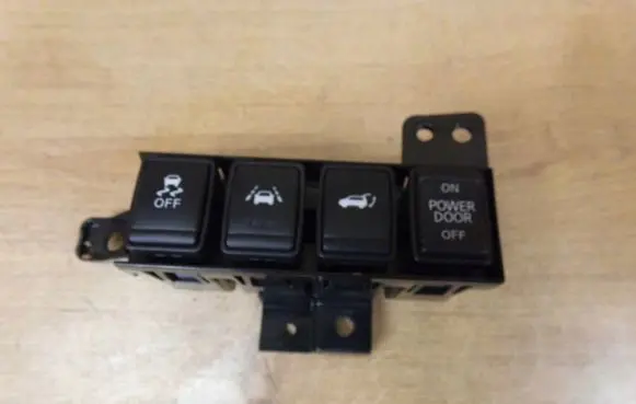 Nissan X-Trail T32 ESP acceleration yaw rate sensor