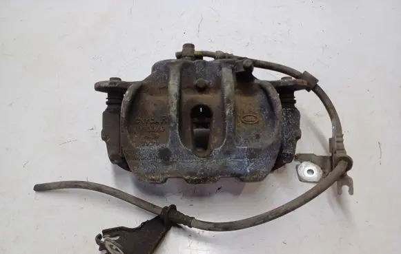Land Rover Discovery 5 Front brake caliper CNYCA3730