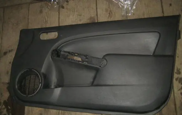 Mazda 2 Front door card panel trim