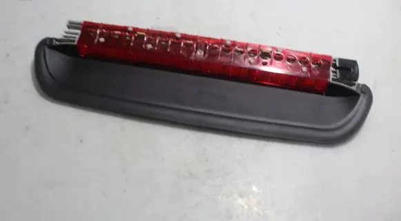 BMW 3 E90 E91 Third/center stoplight