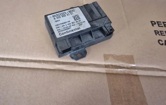 Mercedes-Benz C W204 Comfort/convenience module A0009003101