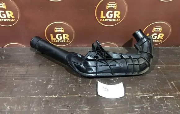 Intercooler hose/pipe