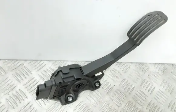 Volvo XC60 Accelerator throttle pedal 31329062
