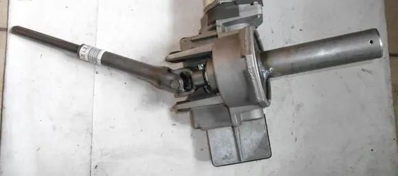 Opel Corsa D Steering wheel axle 13403277