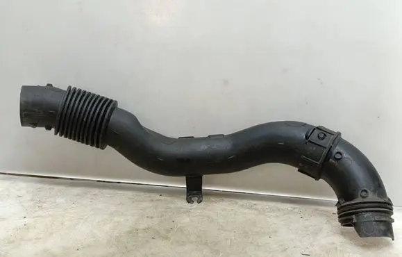 Citroen C5 Turbo air intake inlet pipe/hose 9684938180 9684938280