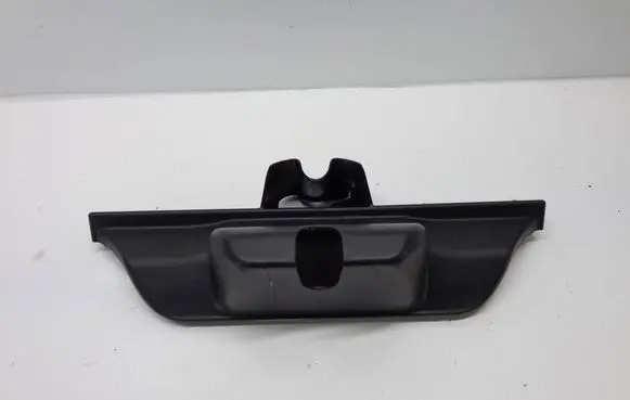 BMW X5 E70 Tailgate/boot lid lock trim 7177378