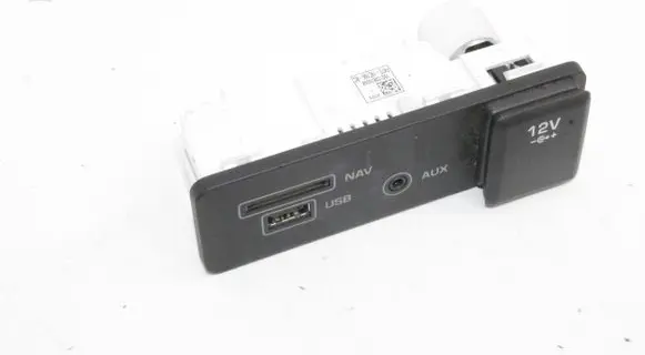 Land Rover Discovery Sport AUX in-socket connector FK7219C166BC