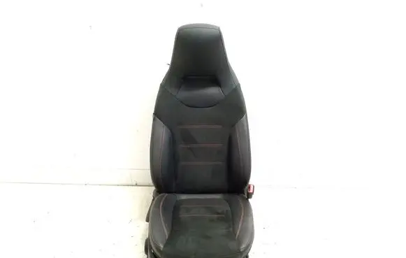 Mercedes-Benz CLA C118 X118 Front passenger seat 