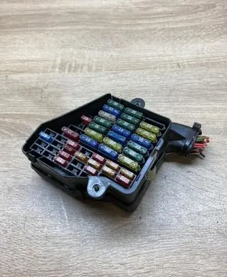 Audi A6 S6 C5 4B Fuse box set AUDIFUSEBOX 1637481