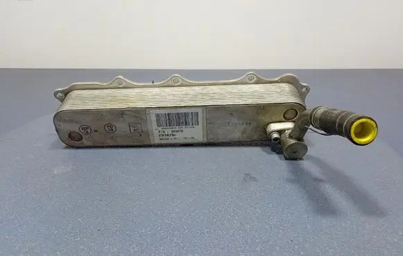 Engine oil radiator