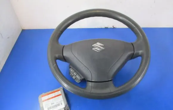 Suzuki Liana Steering wheel