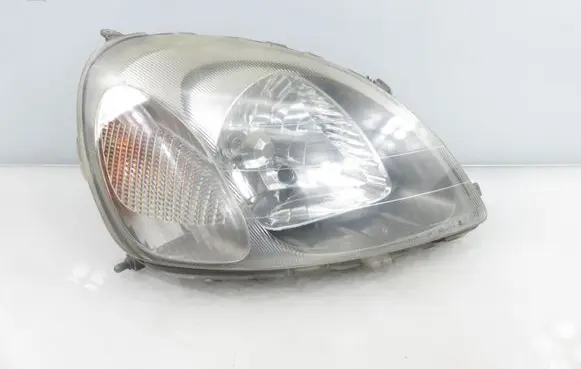 Toyota Yaris Headlight/headlamp 