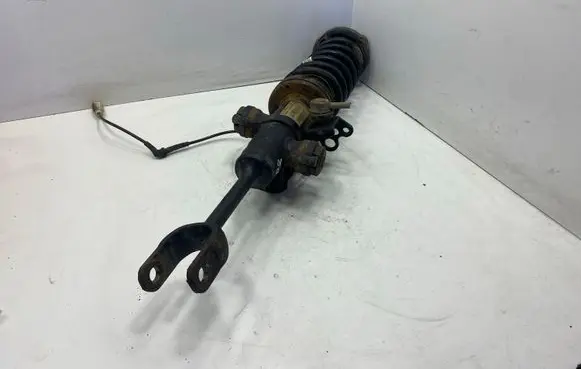 BMW 7 F01 F02 F03 F04 Front shock absorber with coil spring 6796925