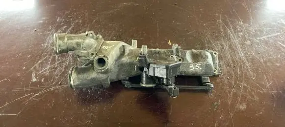 Mercedes-Benz E W211 Intake manifold lf00051 A6422000215