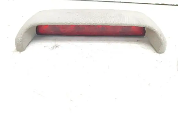 Audi A8 S8 D2 4D Third/center stoplight 8D5945097A