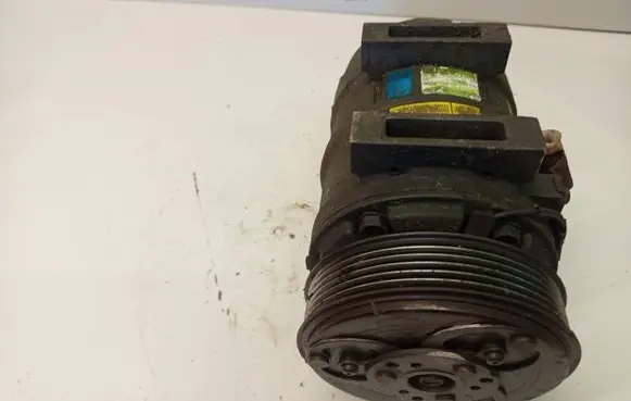 Volvo S60 Air conditioning (A/C) compressor (pump) 8708581