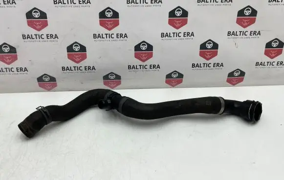 Audi A4 S4 B9 Engine coolant pipe/hose 8W0121140 8W012293H