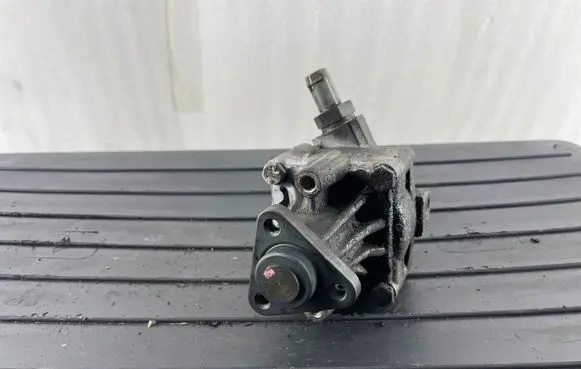 Audi A6 S6 C4 4A Power steering pump 7681955265 6859220 048145155F
